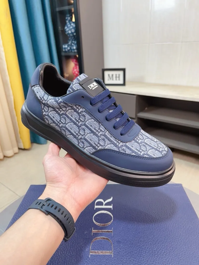 Men's shoes 💰400🌹🌹【Dior】Best-selling official website world premiere 🔝High-end men's shoes brand official website latest series: uppers are made of imported cowhide with special fabrics➕mesh breathable lining. Make walking more convenient and comfortable! Compared with the official quality, Midea’s 1:1 replica. Create a fashionable personality to set off your uniqueness! A must-have for trendy men! Classic style. Men's sizes: 38-44.